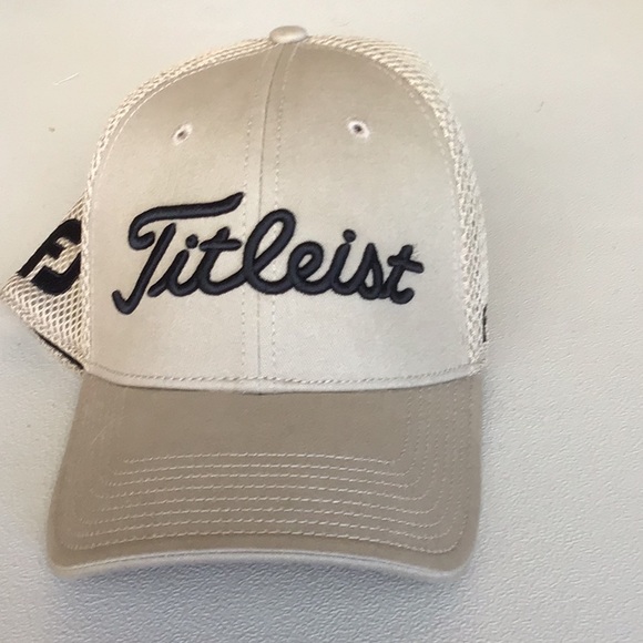 TITLEIST GOLF HAT - Picture 1 of 1